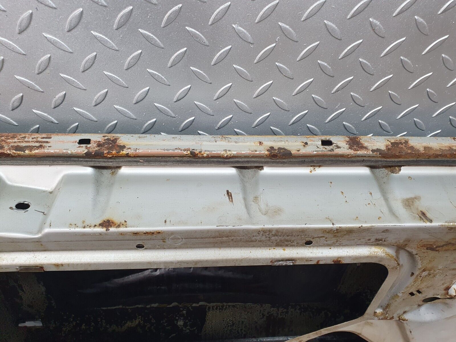 43741 Mercedes-Benz W116 350E Front Right Door
