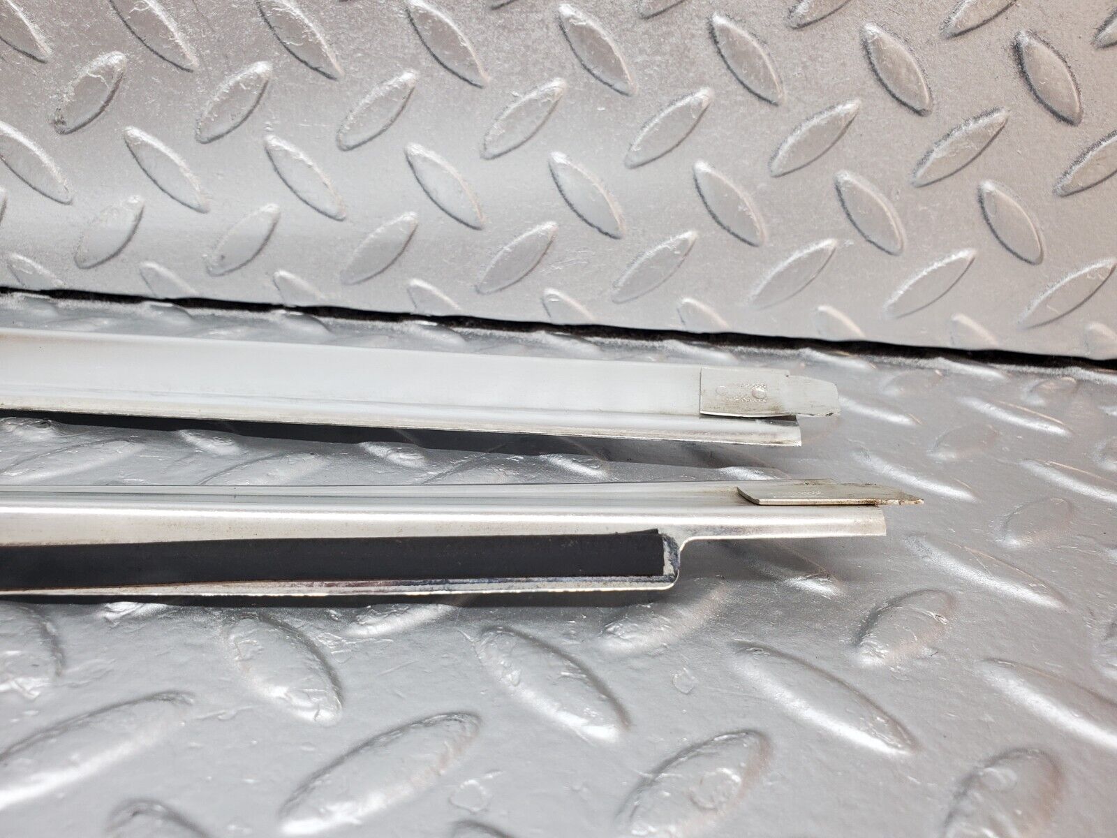 45812 Mercedes-Benz W126 420SE A Pillar Chrome Moulding Trim Pair