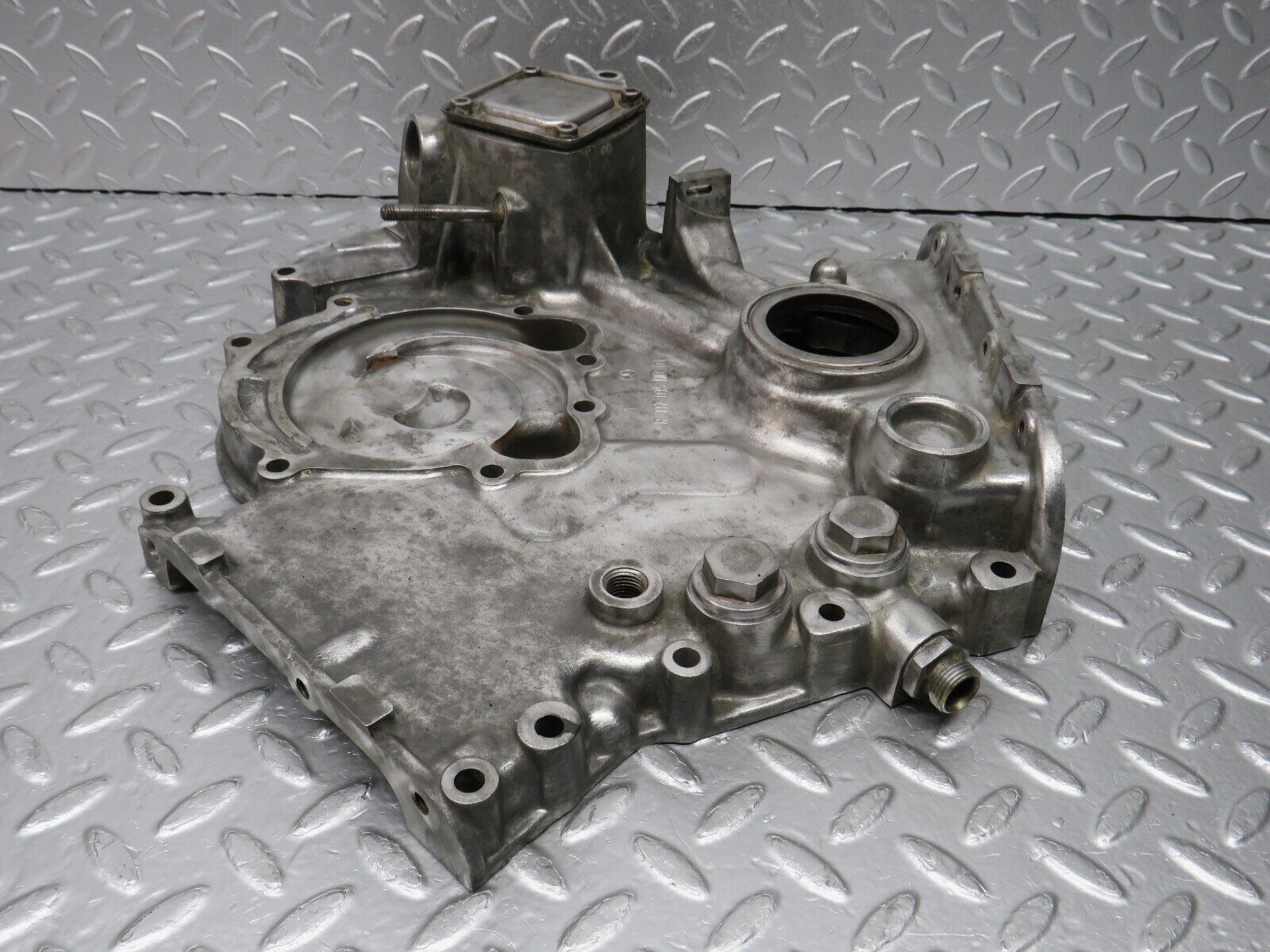 32965 Mercedes-Benz C107 R107 450 V8 Timing Chain Cover 1170151001