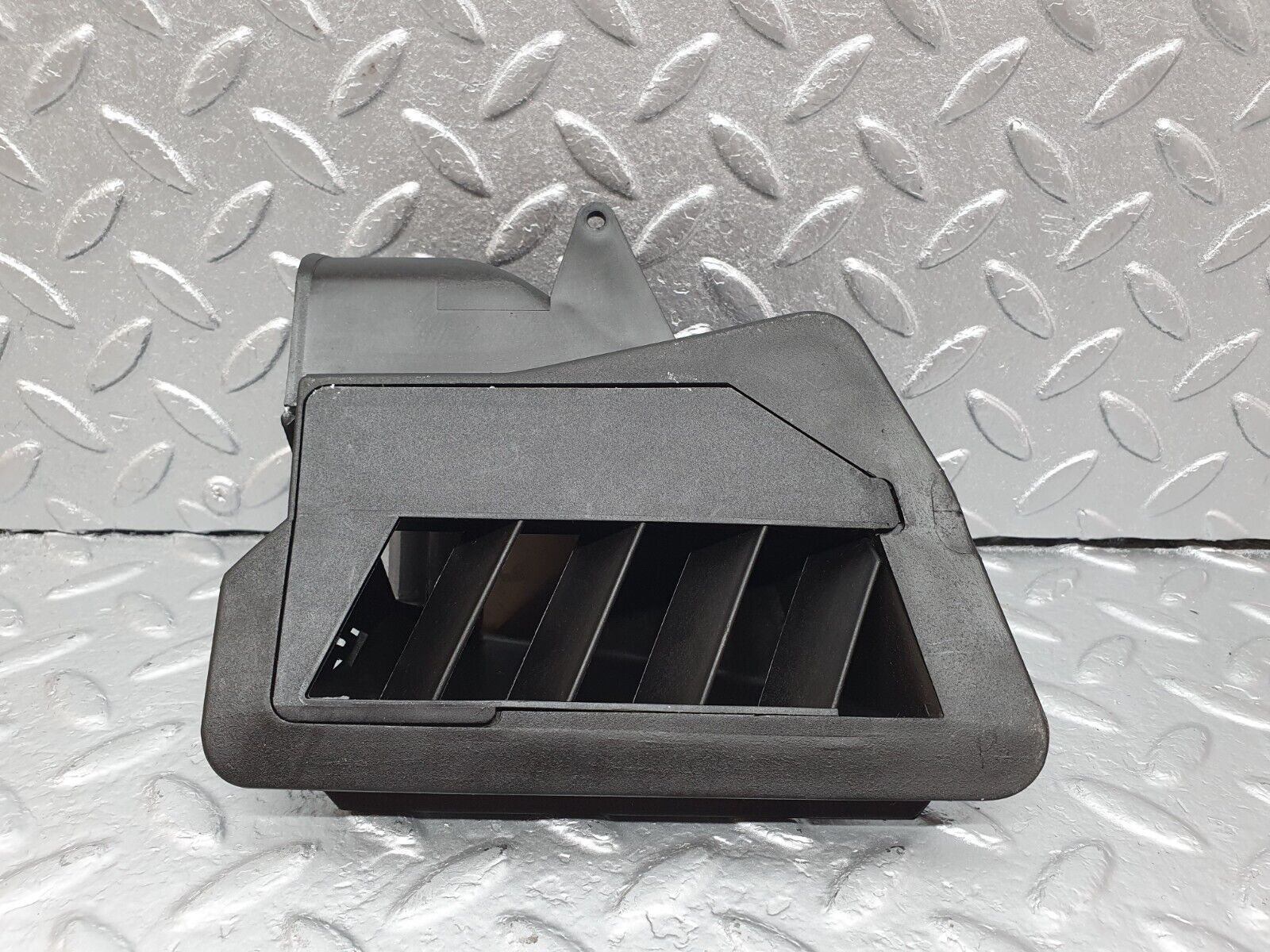 42216 Mercedes-Benz R129 320SL Coupe Heater Vent Right Side 1298311446