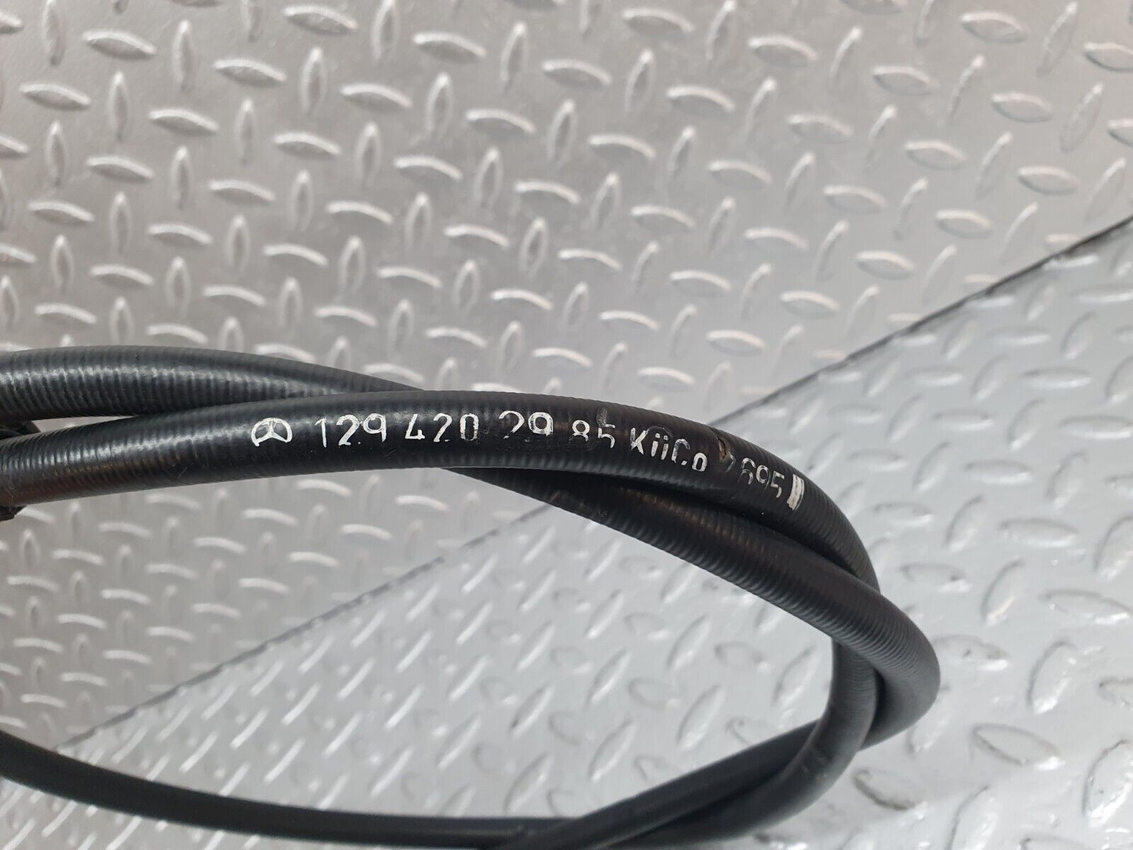 42323 Mercedes-Benz R129 320SL Coupe Handbrake Cable 1294202985