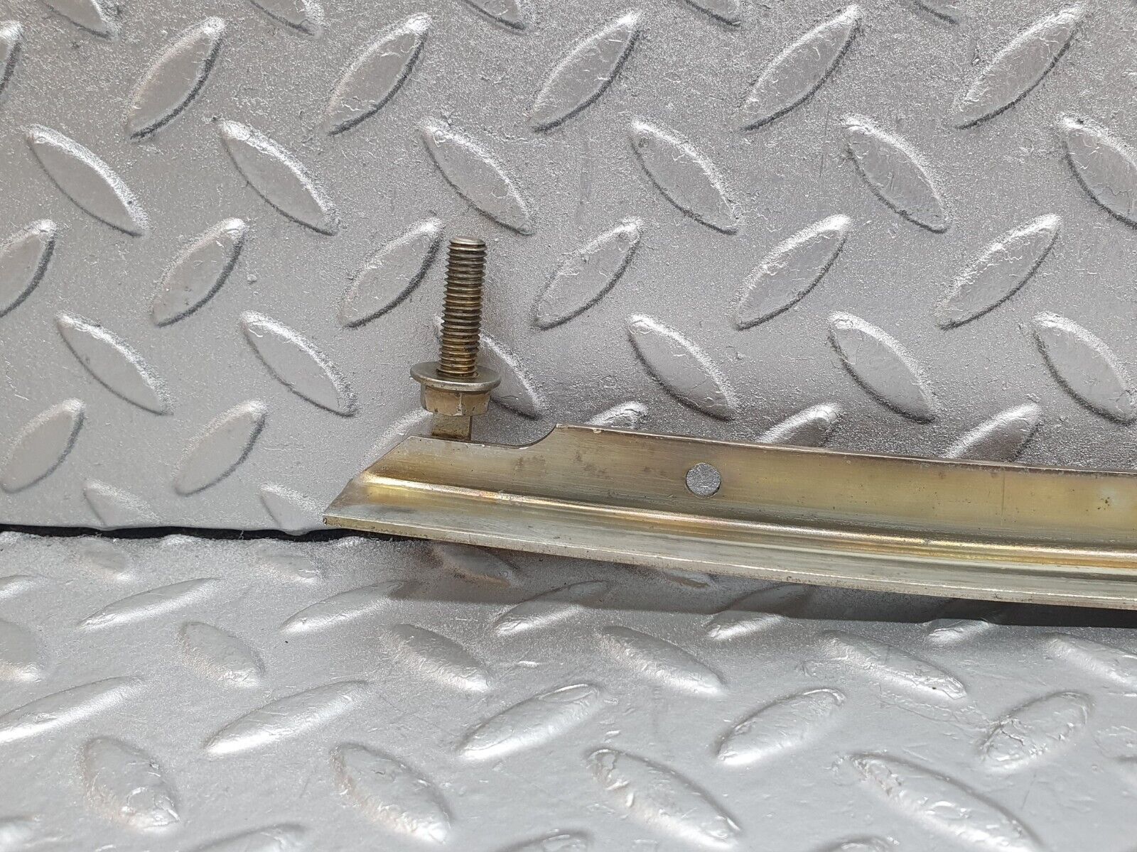 43978 Mercedes-Benz C123 230CE Coupe Front Left Window Channel