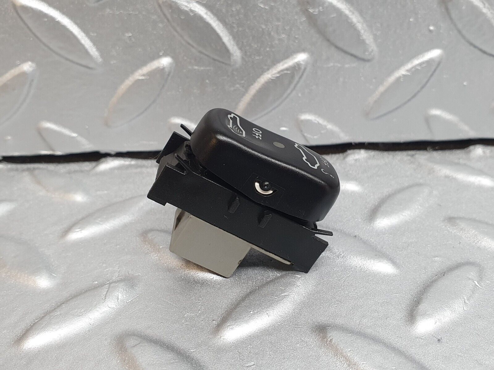 42049 Mercedes-Benz W202 C200 Towing Alarm Switch 2108201710