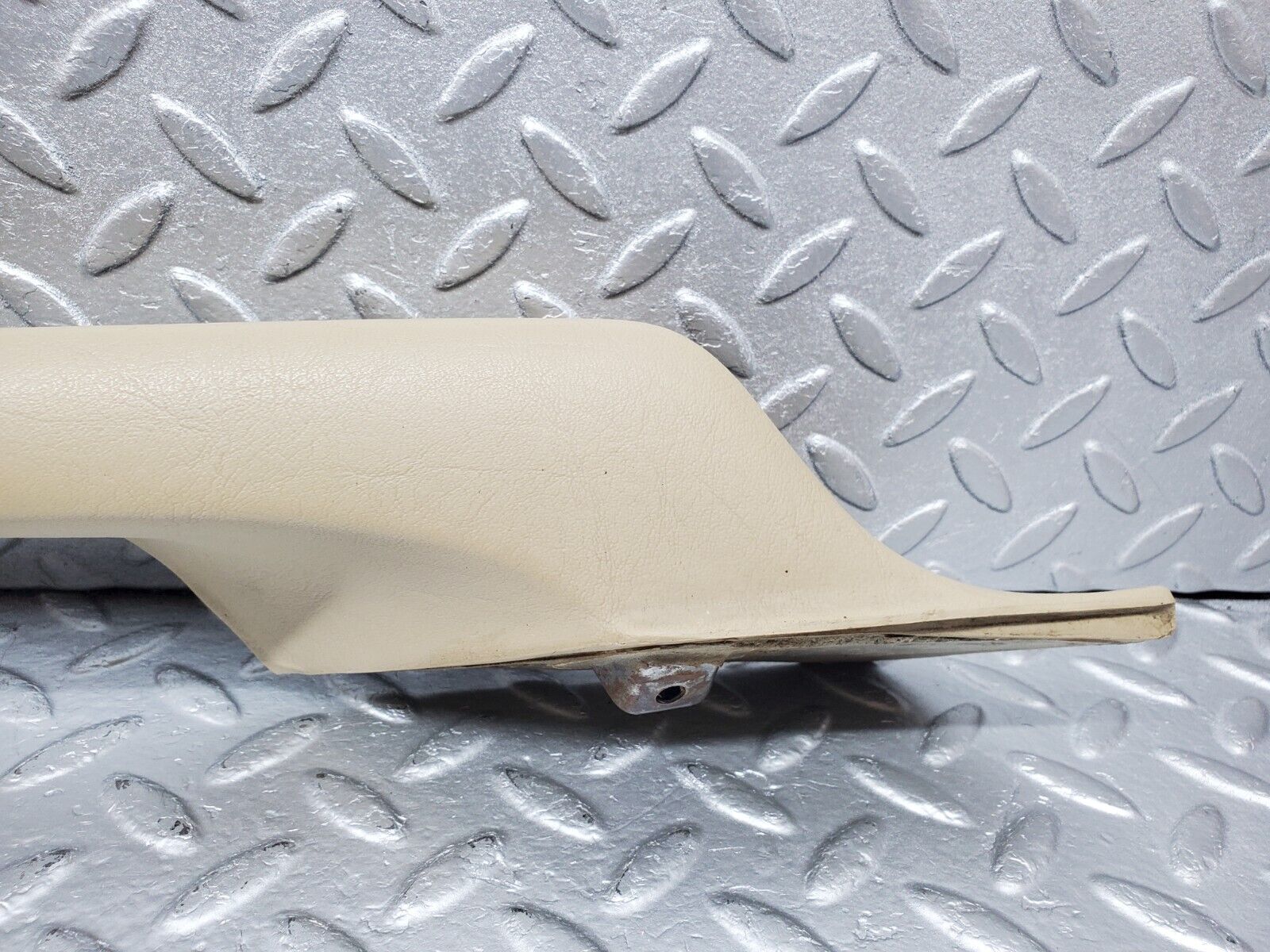 45614 Mercedes-Benz W126 420SE Rear Left Interior Door Handle Beige 1269701101