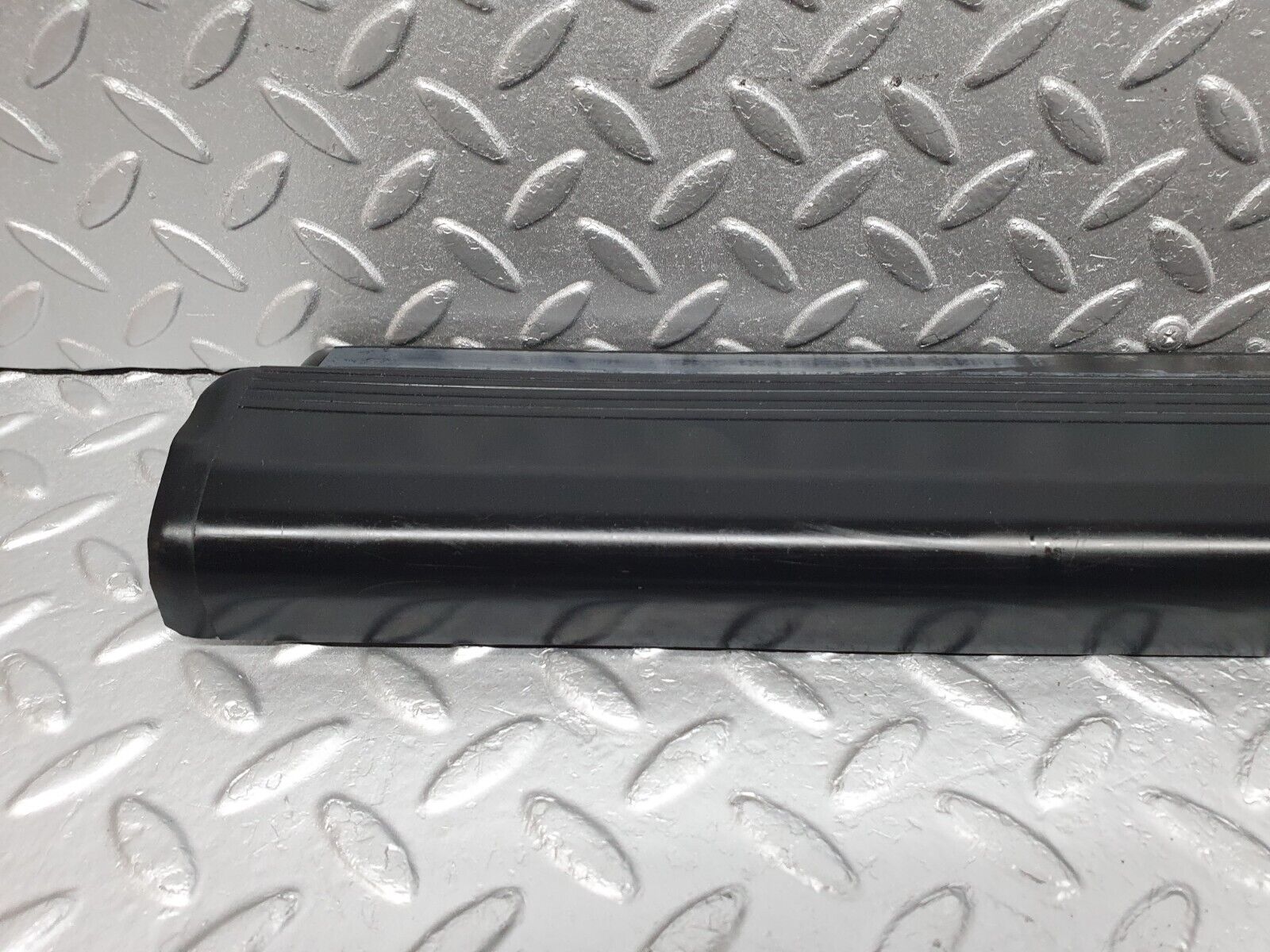 41776 Mercedes-Benz W202 C200 Front Left Door Sill Trim 2026800735