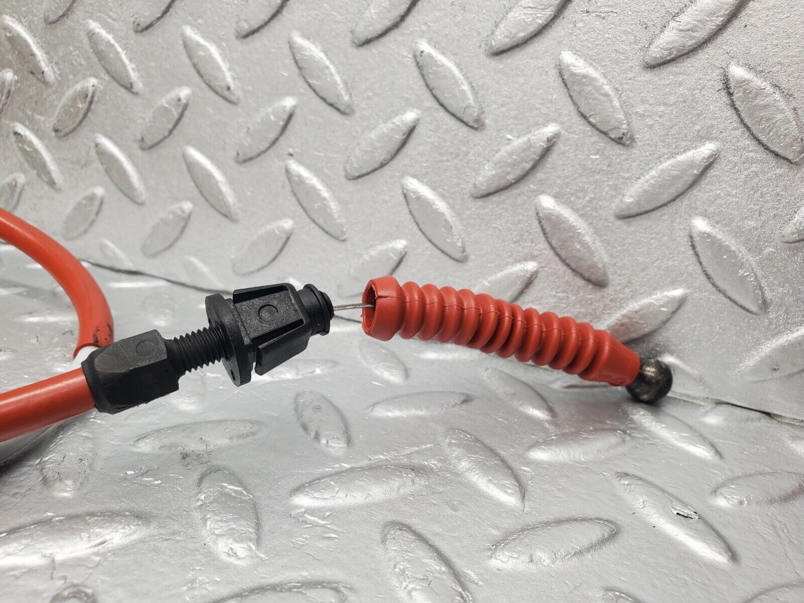 46296 Mercedes-Benz W124 280E Automatic Gearbox Kickdown Cable 1242701673