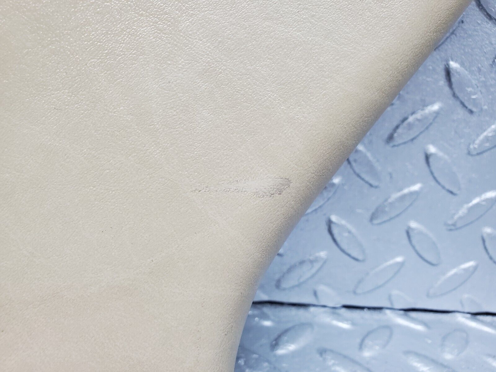 45771 Mercedes-Benz W126 420SE C Pillar Cover Left Side Beige 1266950344