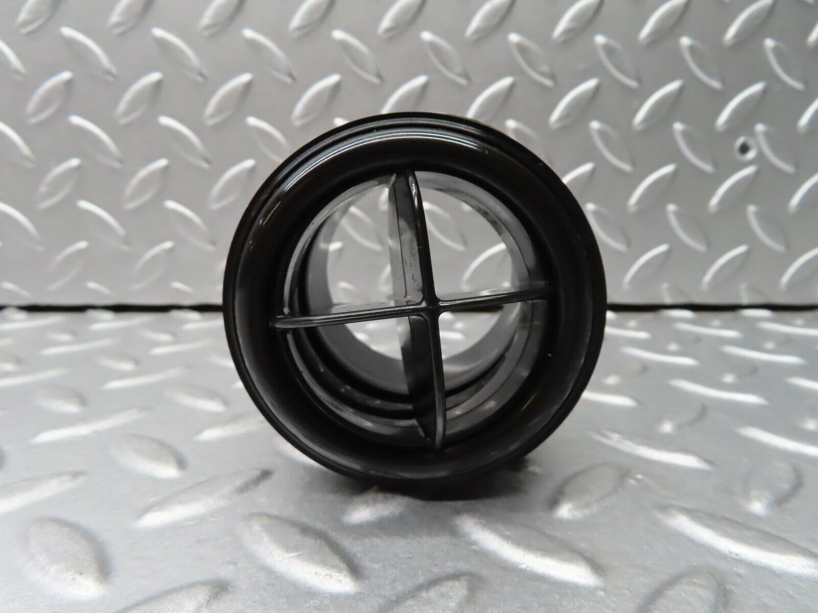 20588 Mercedes-Benz R107 450SL Dashboard Air Vent