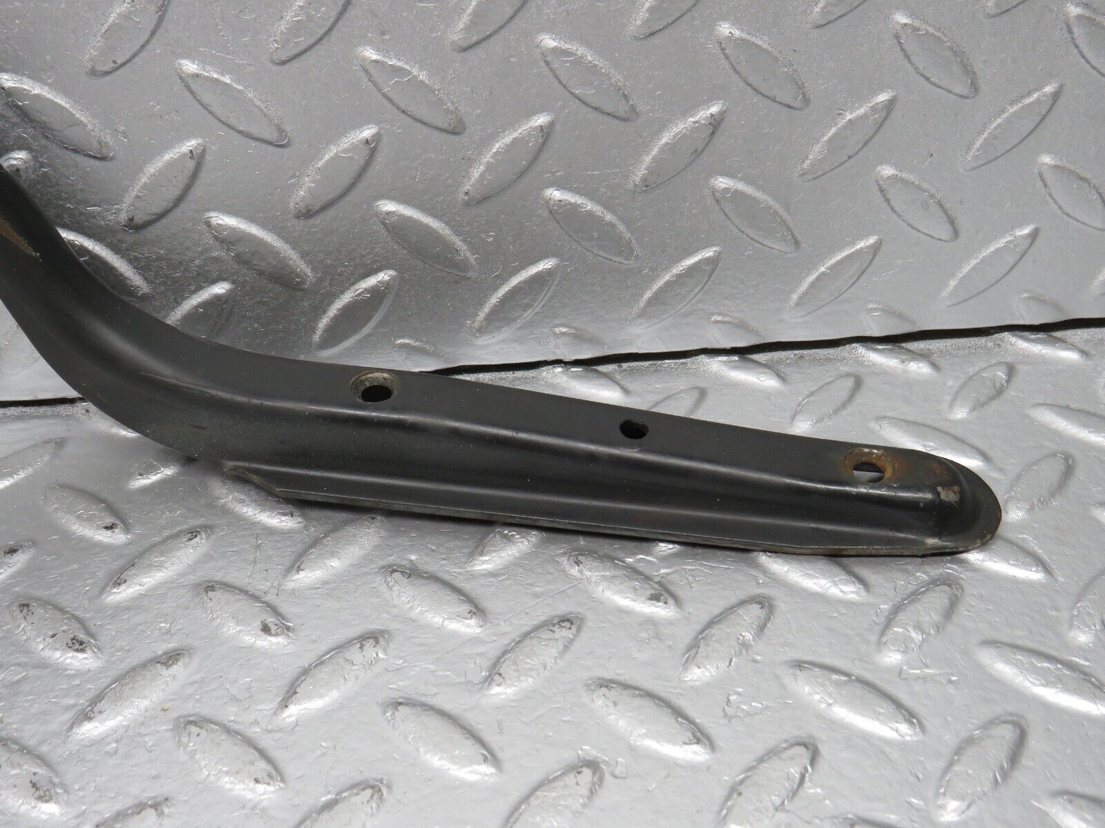 39911 Mercedes-Benz R107 350SL Soft Top Lid Hinge Right