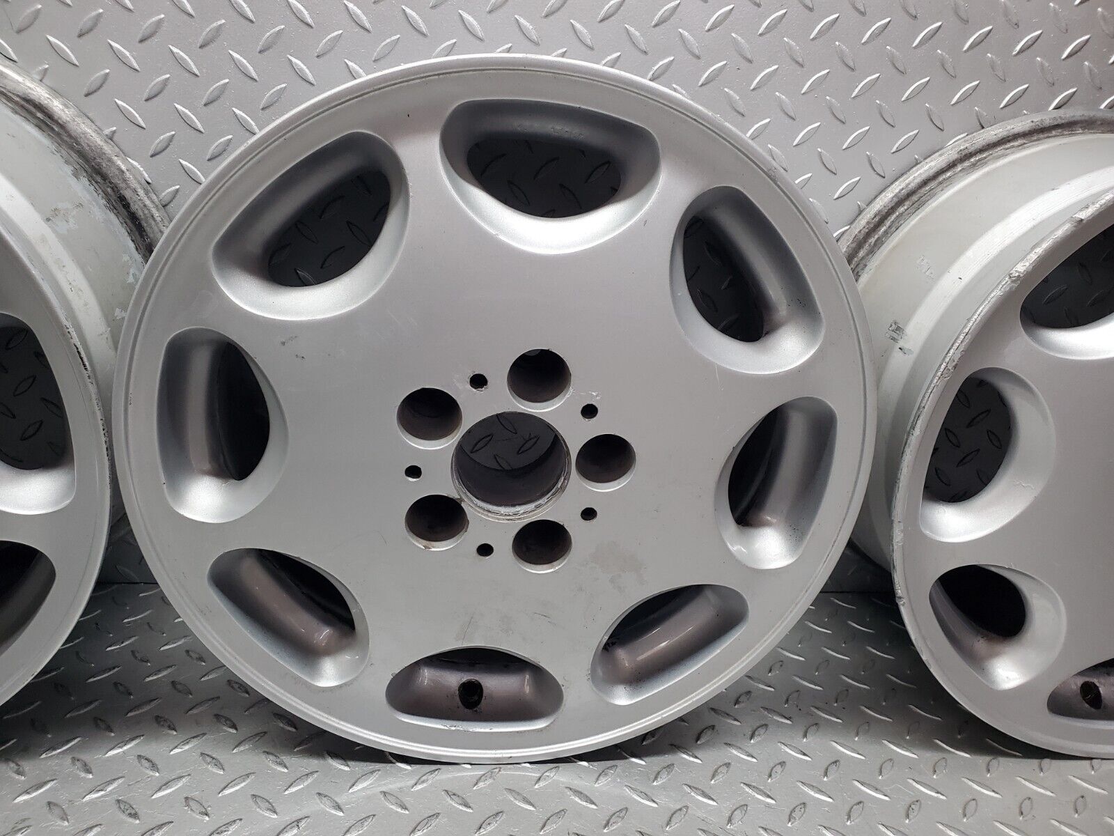 45332 Mercedes-Benz R129 Alloy Wheel Set 7.5Jx16H2 ET40 KBA45087