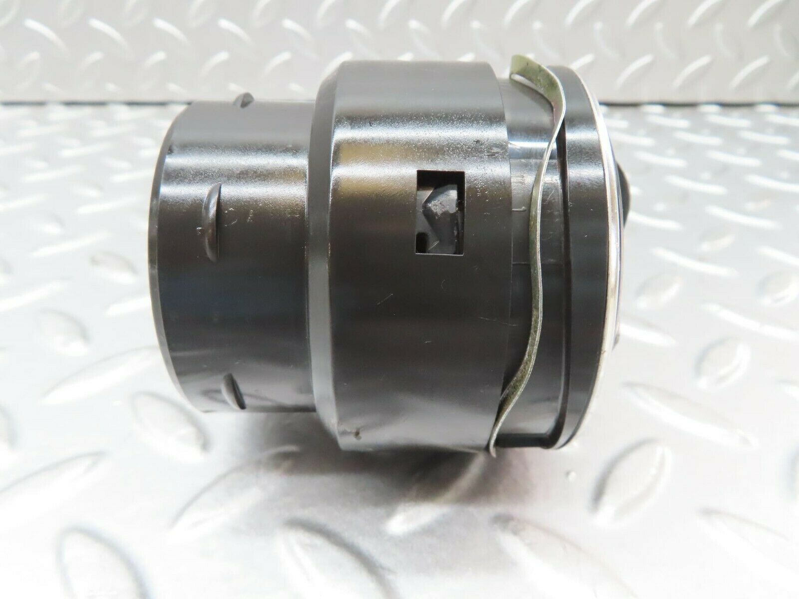 15604 Mercedes-Benz R107 450SL Dashboard Air Vent