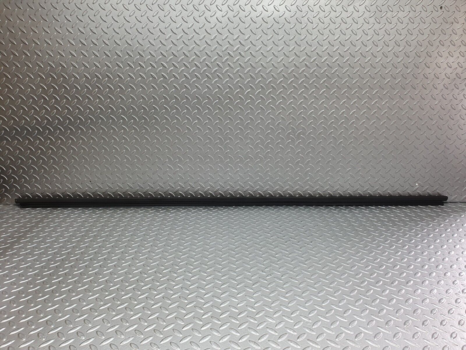 41711 Mercedes-Benz W124 200E Door Lower Sealing Rubber Trim Left