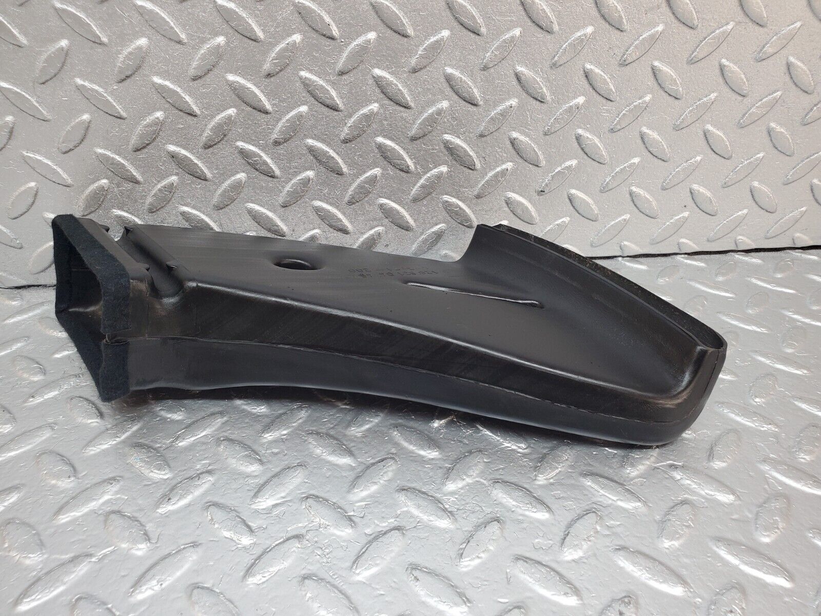 45577 Mercedes-Benz W126 420SE Heater Air Duct Front Right 1268310446