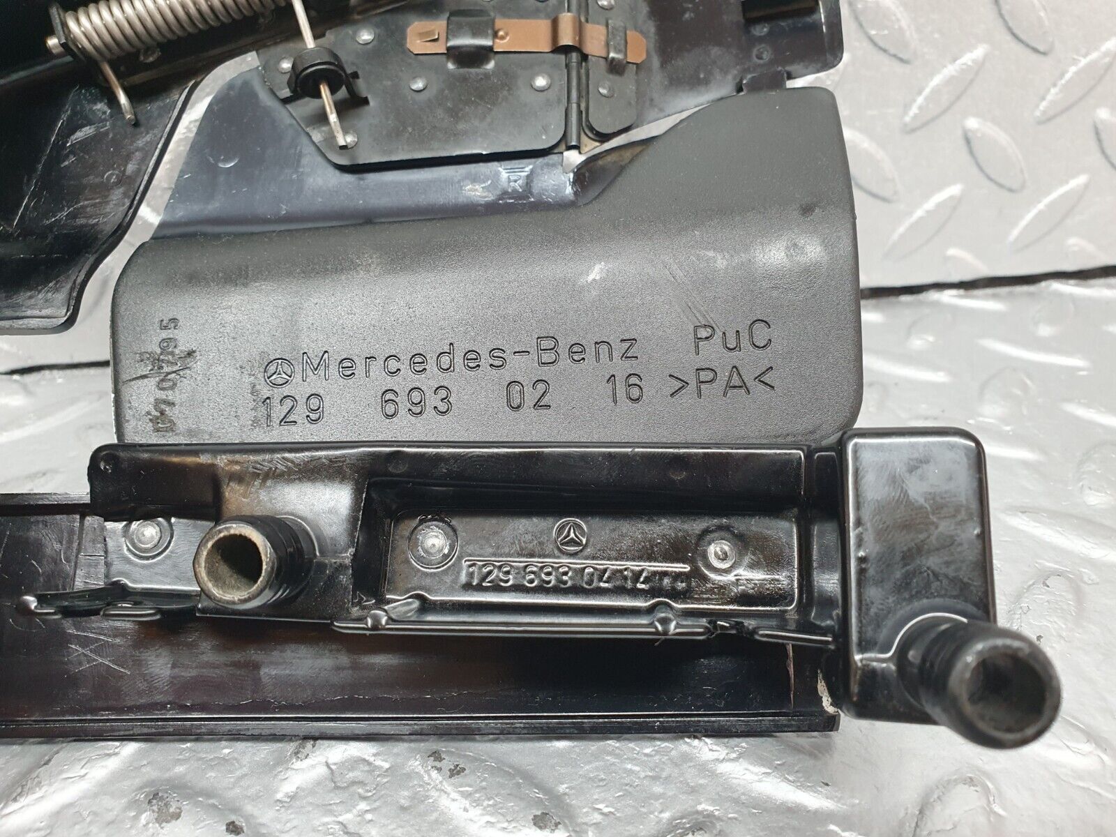 42343 Mercedes-Benz R129 320SL Coupe Roof Flap Cover Trim Right 1296930414 1296930216