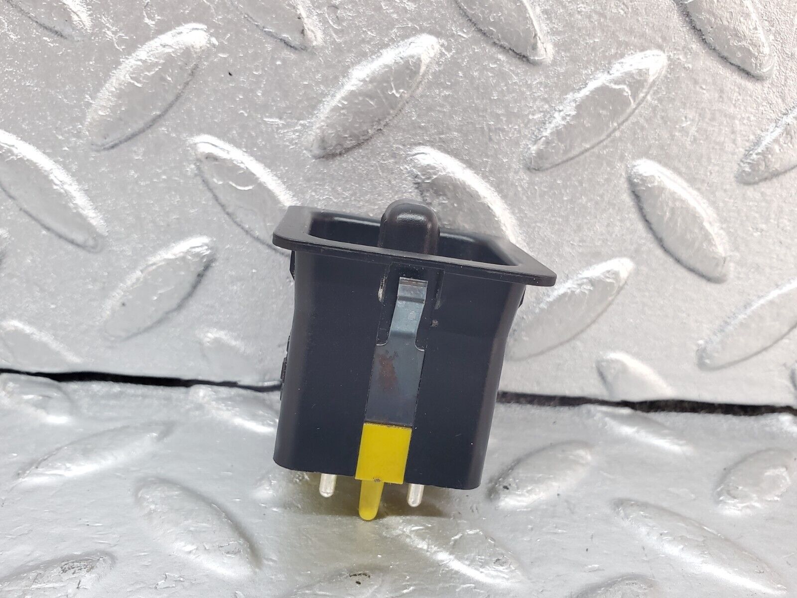 44356 Mercedes-Benz W123 280E Mirror Control Switch 2018200610