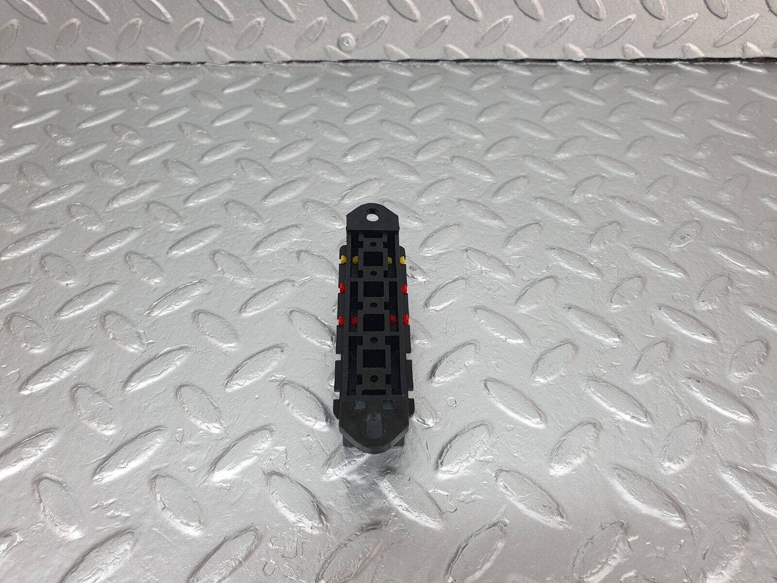 42953 Mercedes-Benz W201 190 2.0L Cable Connector 2015400669