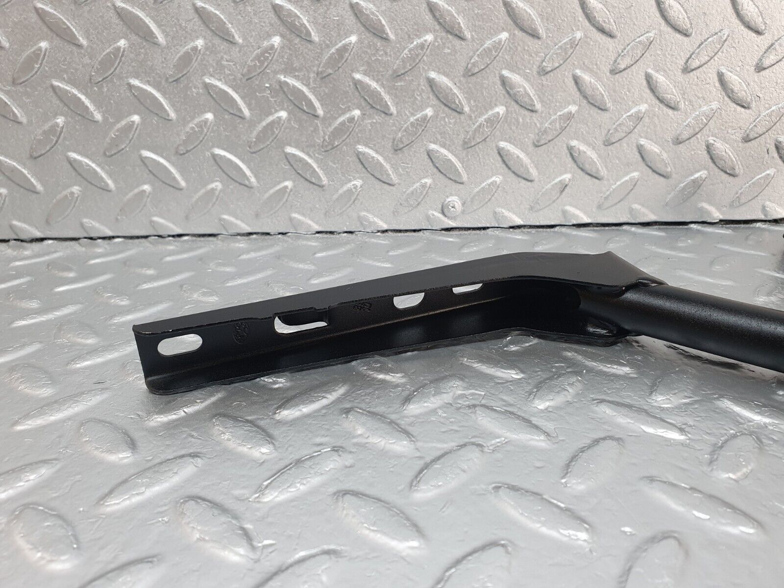 42839 Mercedes-Benz W201 190 2.0L Trunk Lid Hinge Right Side