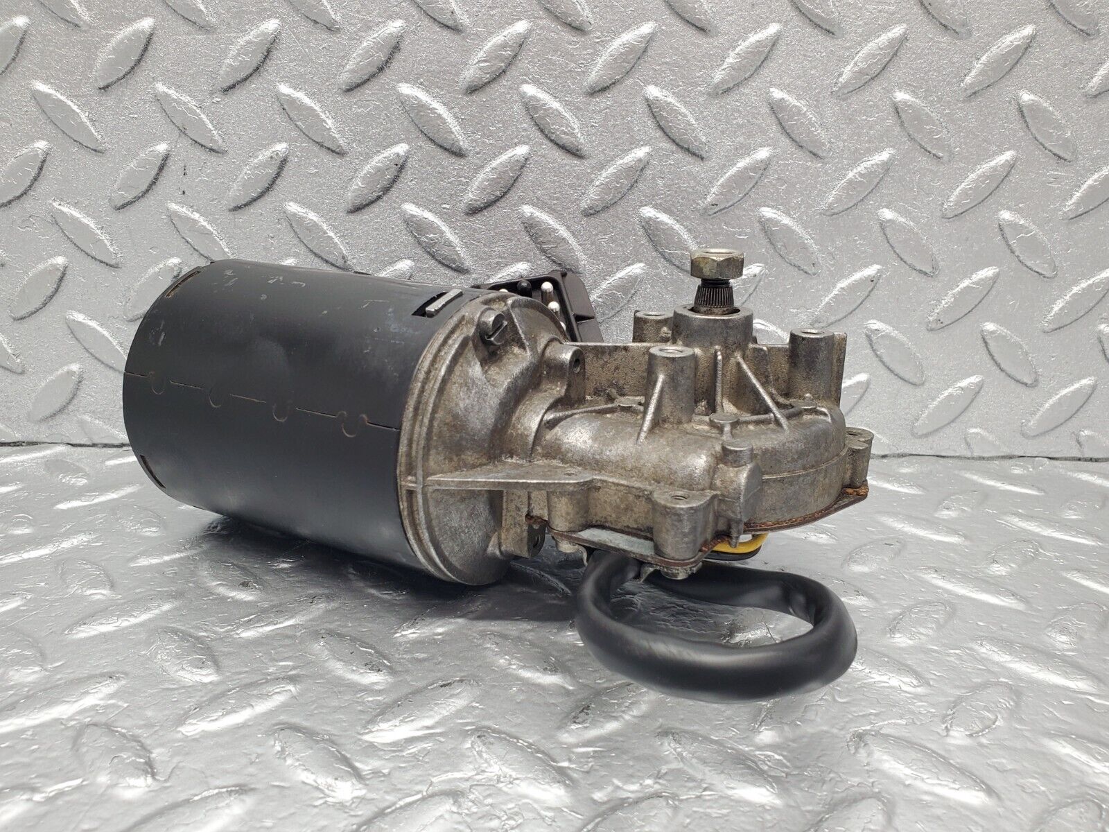 46510 Mercedes-Benz C123 280CE Coupe Wiper Motor Bosch 0390341077