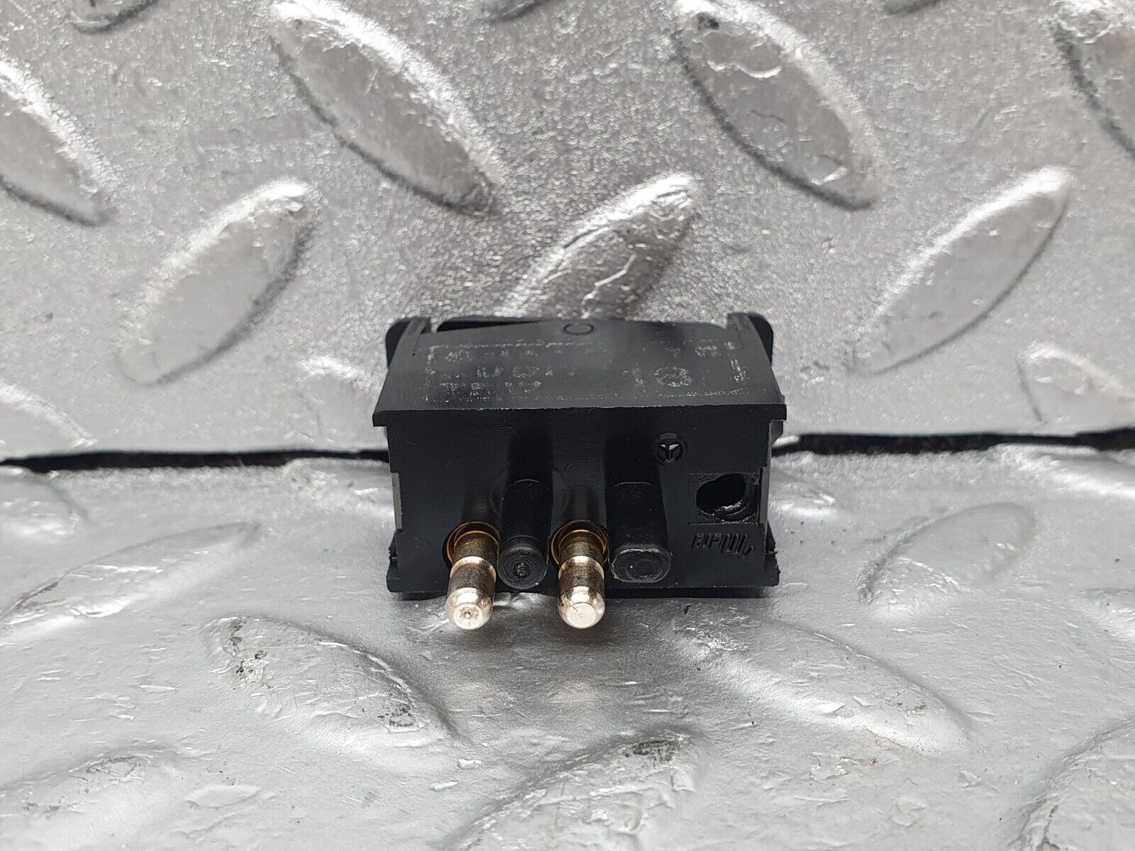 44175 Mercedes-Benz C123 230CE Coupe Interior Light Switch 0008205910