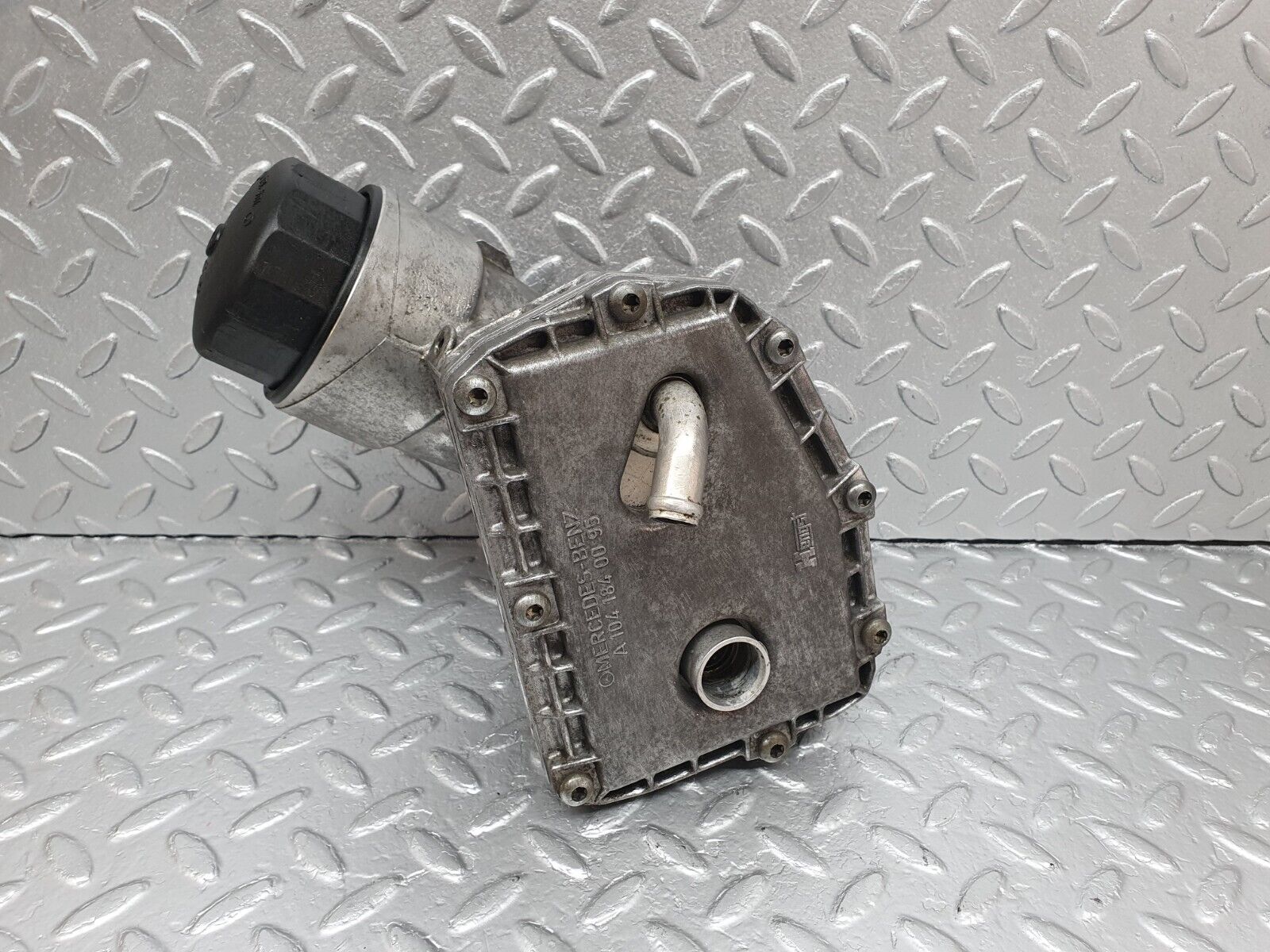 42564 Mercedes-Benz R129 320SL Coupe Oil Filter Housing 1041845302 1041840608 1041840095