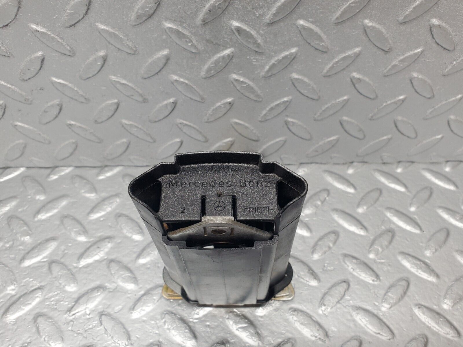 46138 Mercedes-Benz W124 Front Right Door Safety Check Strap