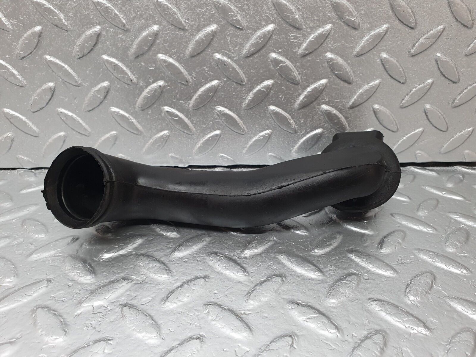 42555 Mercedes-Benz R129 320SL Coupe Water Drain Hose Pipe Right Side 1296280269