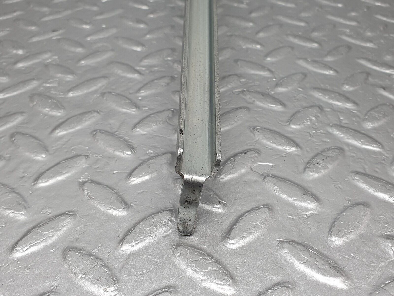 43334 Mercedes-Benz W108 280SE Front Right Seat Sliding Adjust Handle