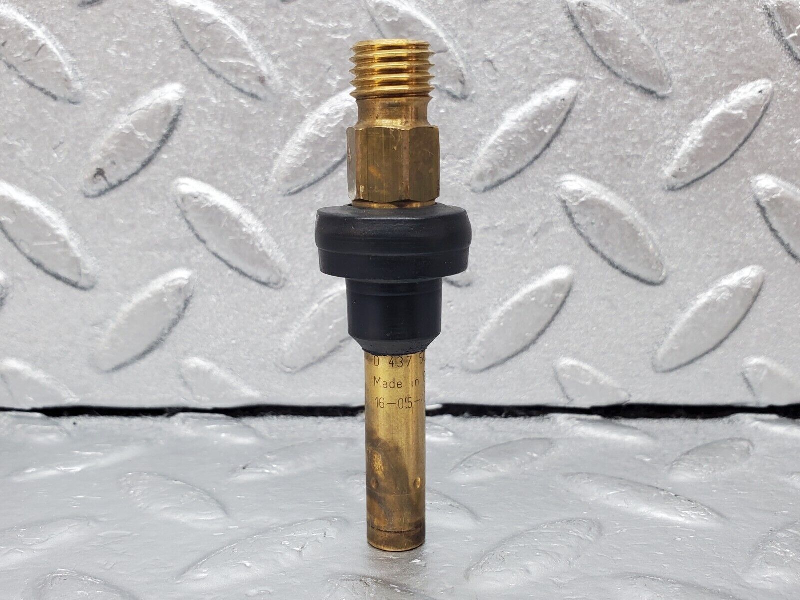 45340 Mercedes-Benz 280E M110.983 Fuel Injector Bosch 0437502047