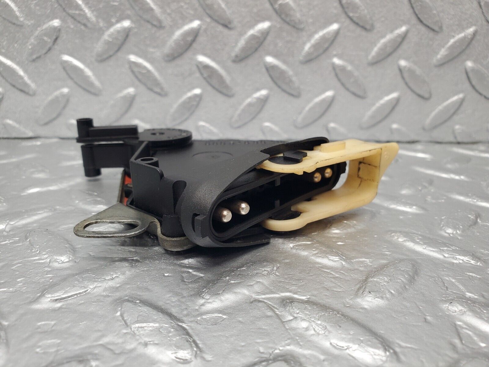 46307 Mercedes-Benz W124 280E Reverse Light Switch 0005403945 1235450142