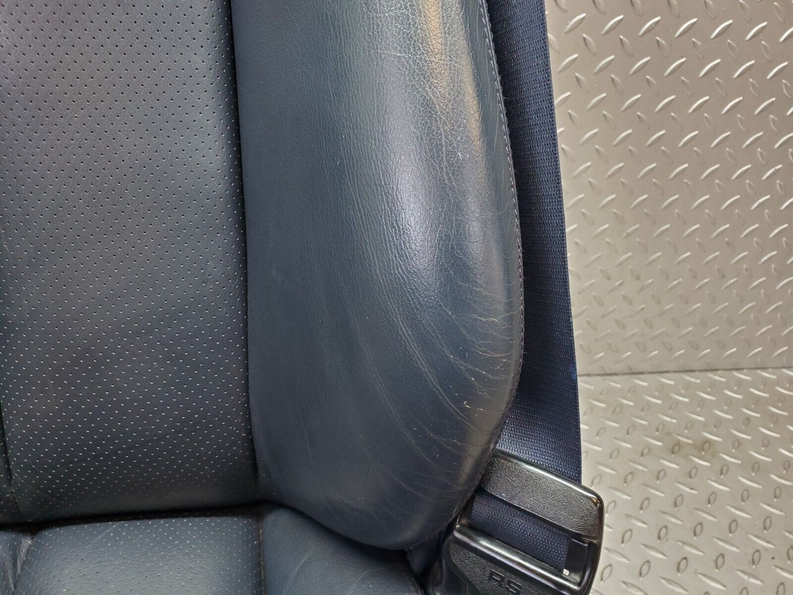 45167 Mercedes-Benz R129 300SL Coupe Electric Front Left Seat Leather Blue