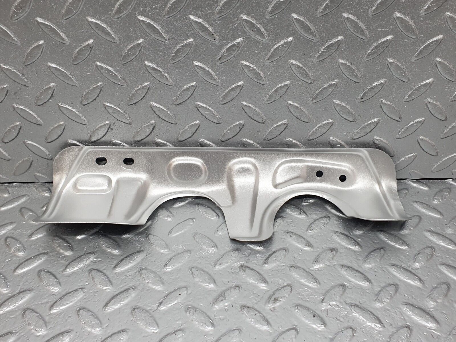 43597 Mercedes-Benz C126 380SEC Coupe Exhaust Manifold Heat Shield