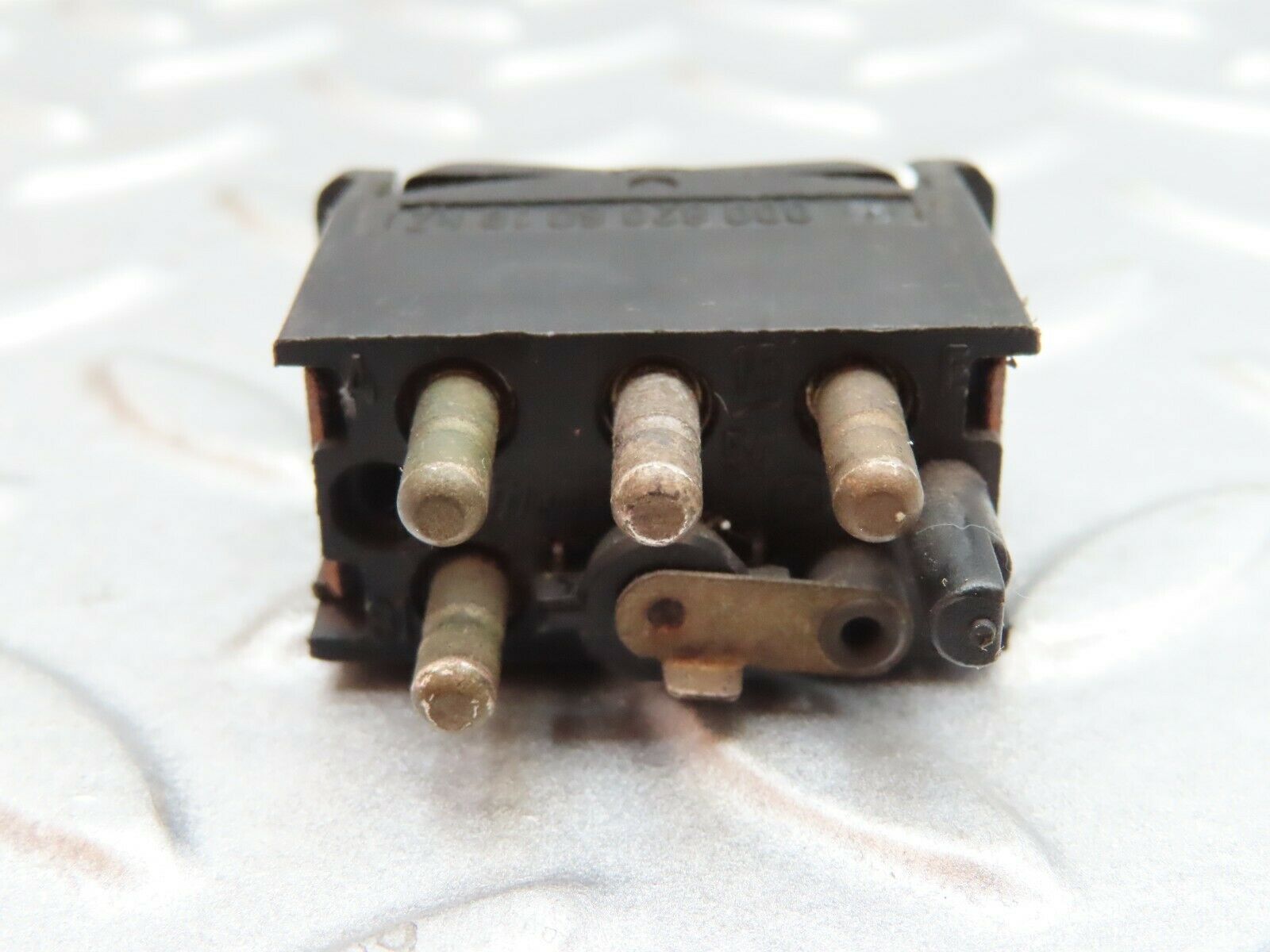 4968 Mercedes-Benz R107 350SL Rear Heated Window Switch 0008206010