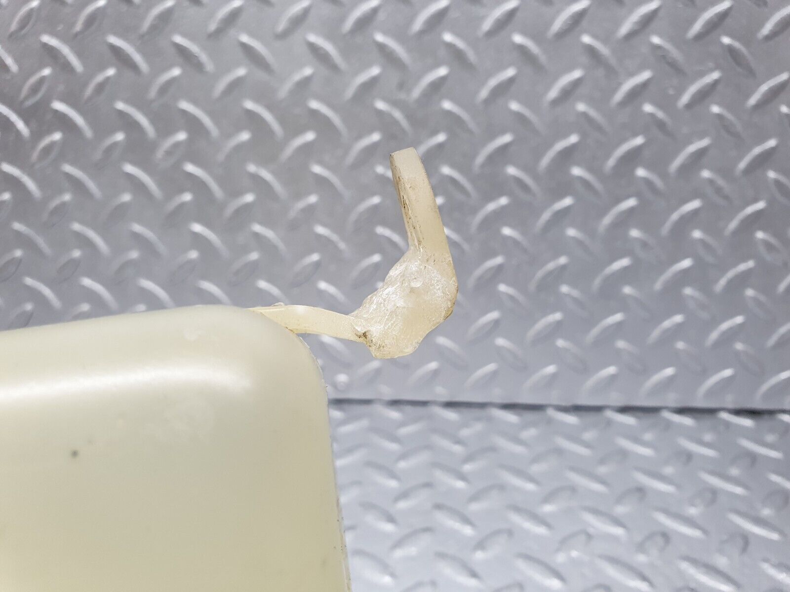 42178 Mercedes-Benz R129 320SL Coupe Coolant Expansion Tank 1295000249