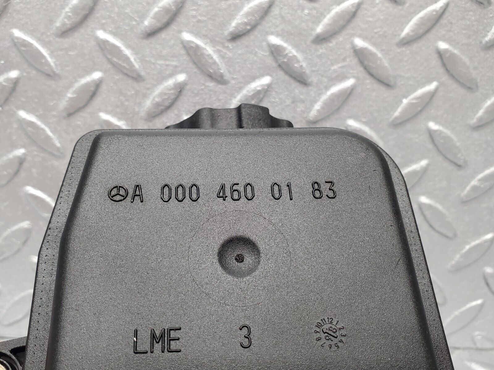 46905 Mercedes-Benz R129 320SL Coupe Power Steering Fluid Reservoir Tank 0004600183