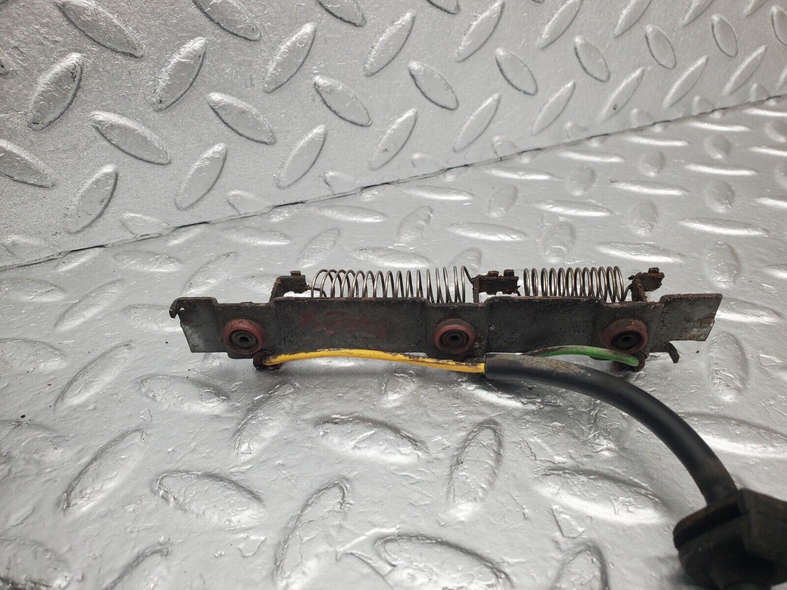 46076 Mercedes-Benz S123 200T Wagon Heater Blower Motor Siemens