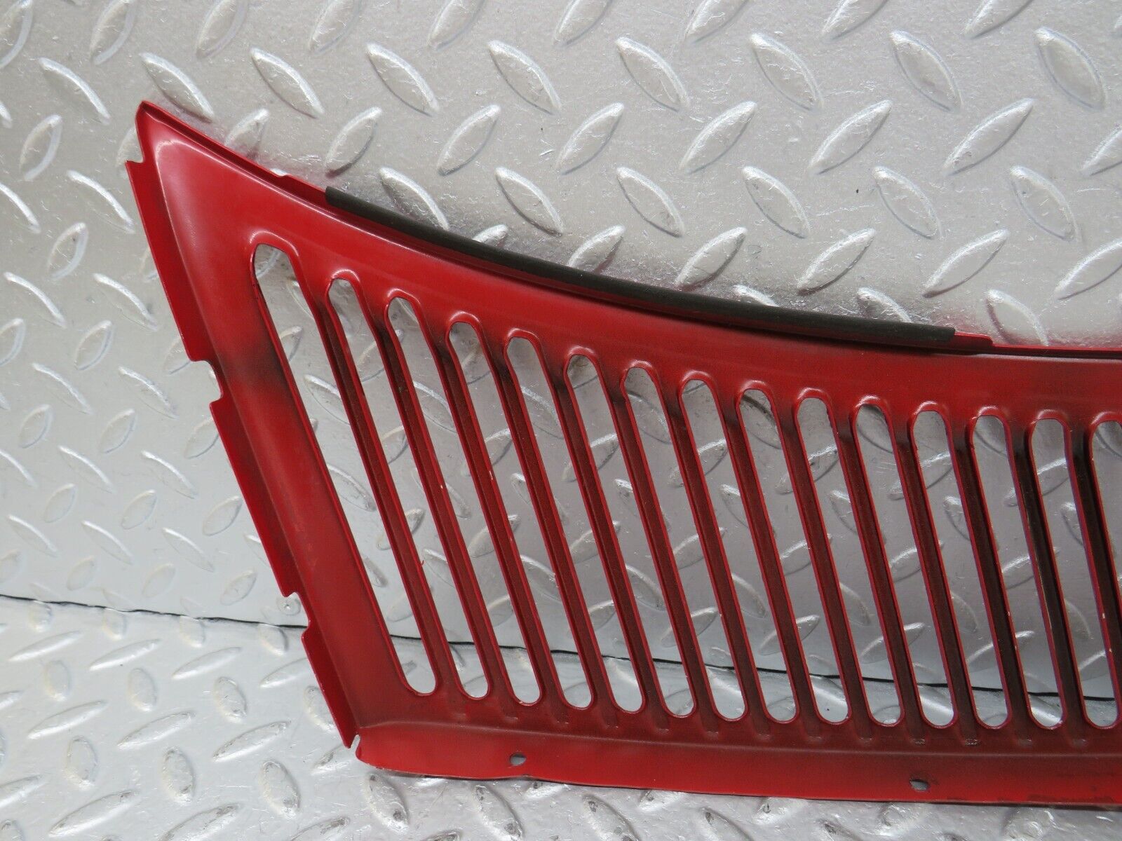 35371 Mercedes-Benz R107 280SL Air Vent Grill Left Side