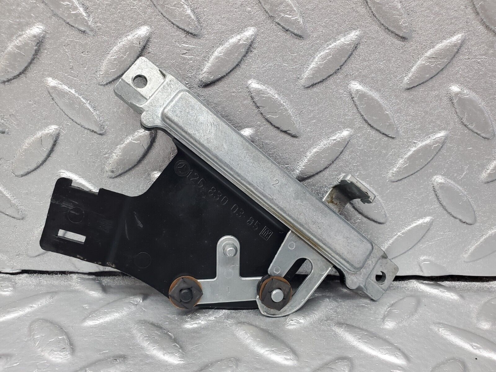 45655 Mercedes-Benz W126 420SE Rear Heater Regulator 1268300385