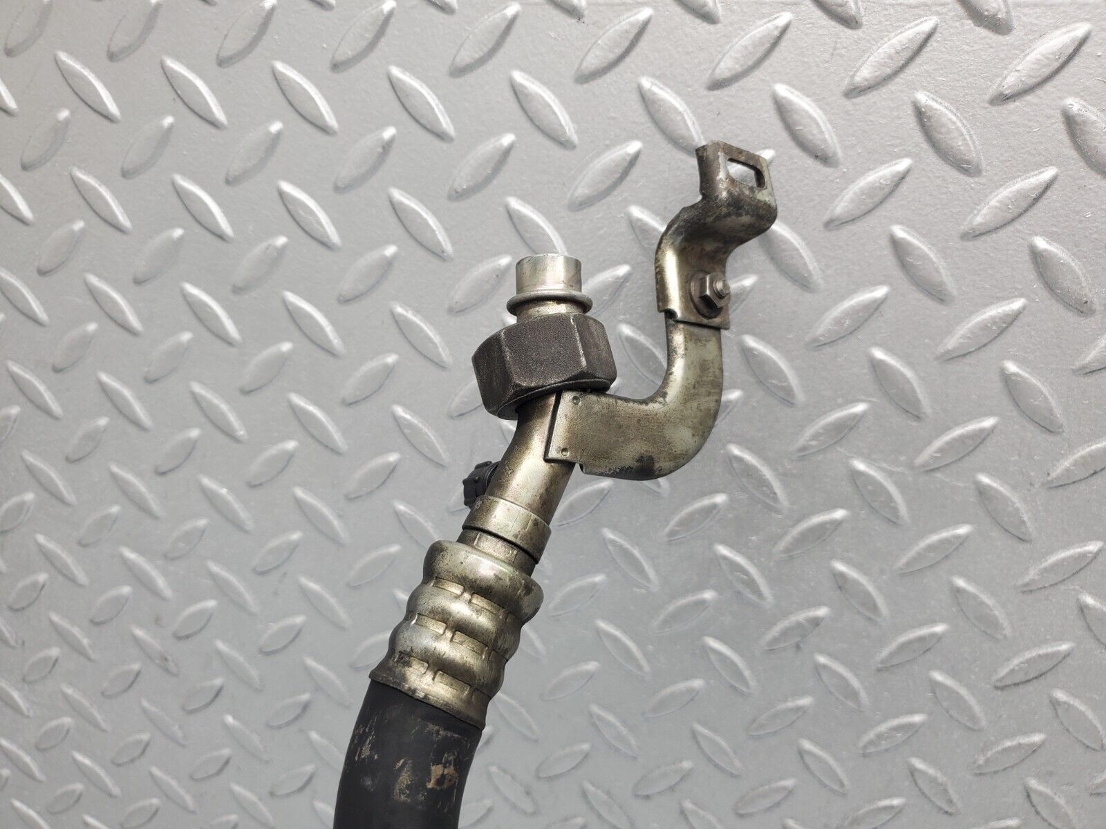 46089 Mercedes-Benz W126 420SE Air Conditioning Hose Pipe With Dryer