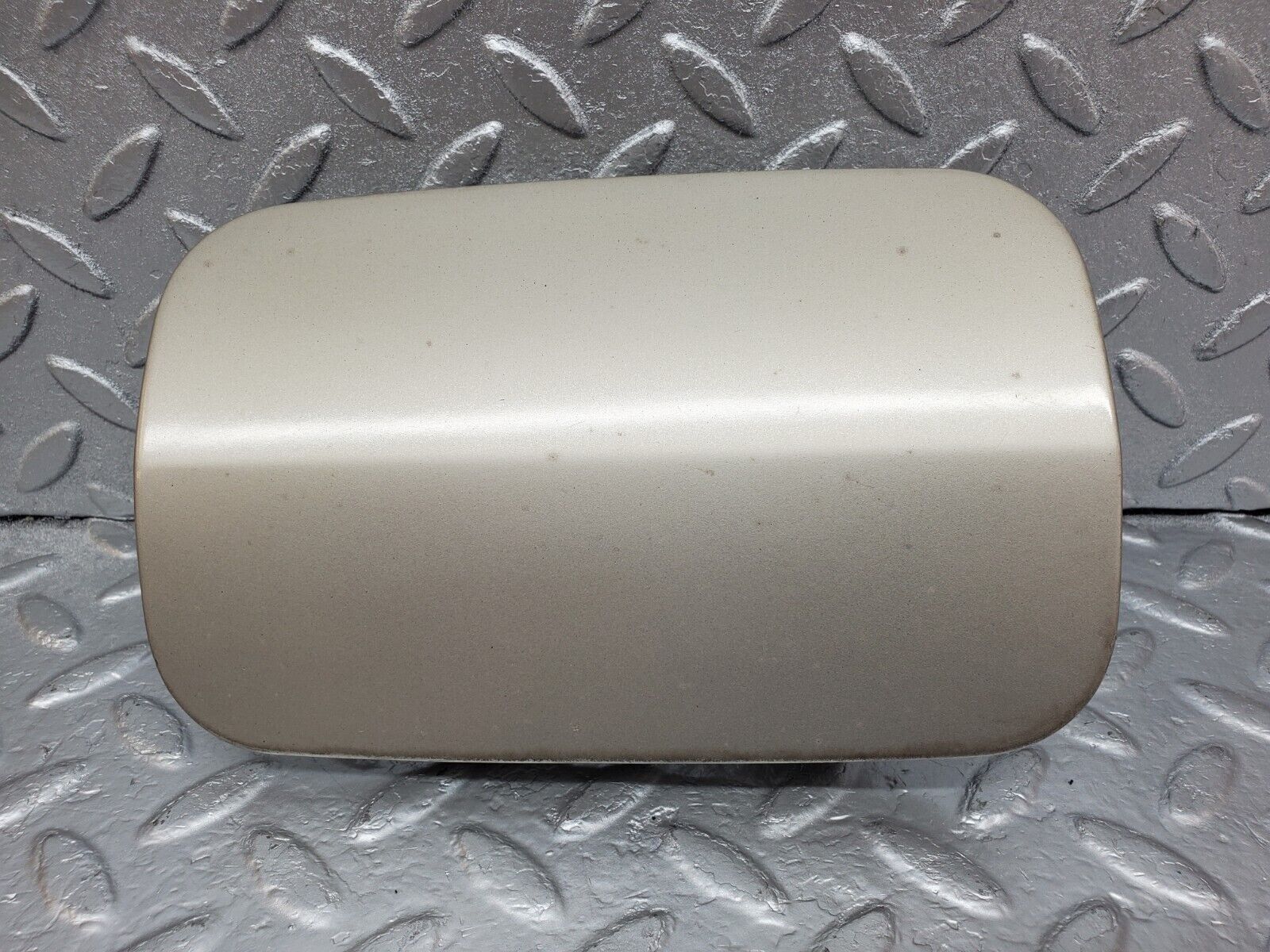 45785 Mercedes-Benz W126 420SE Fuel Tank Flap Cap 1265842639