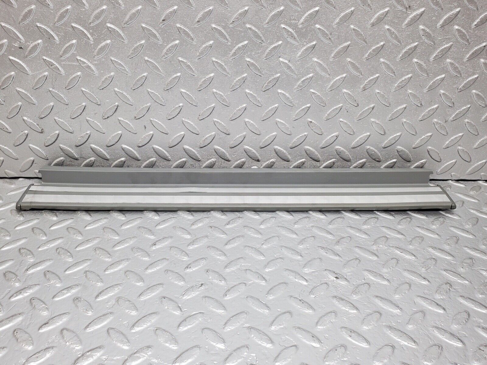 44583 Mercedes-Benz W124 220E Rear Right Door Sill Trim