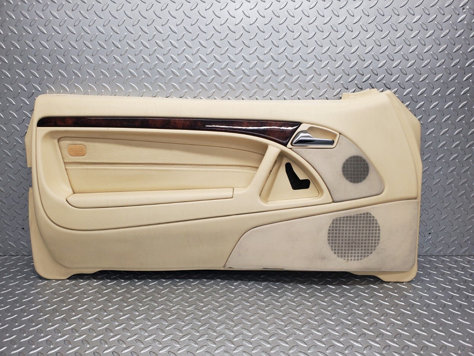46817 Mercedes-Benz R129 320SL Coupe Left Door Card Beige