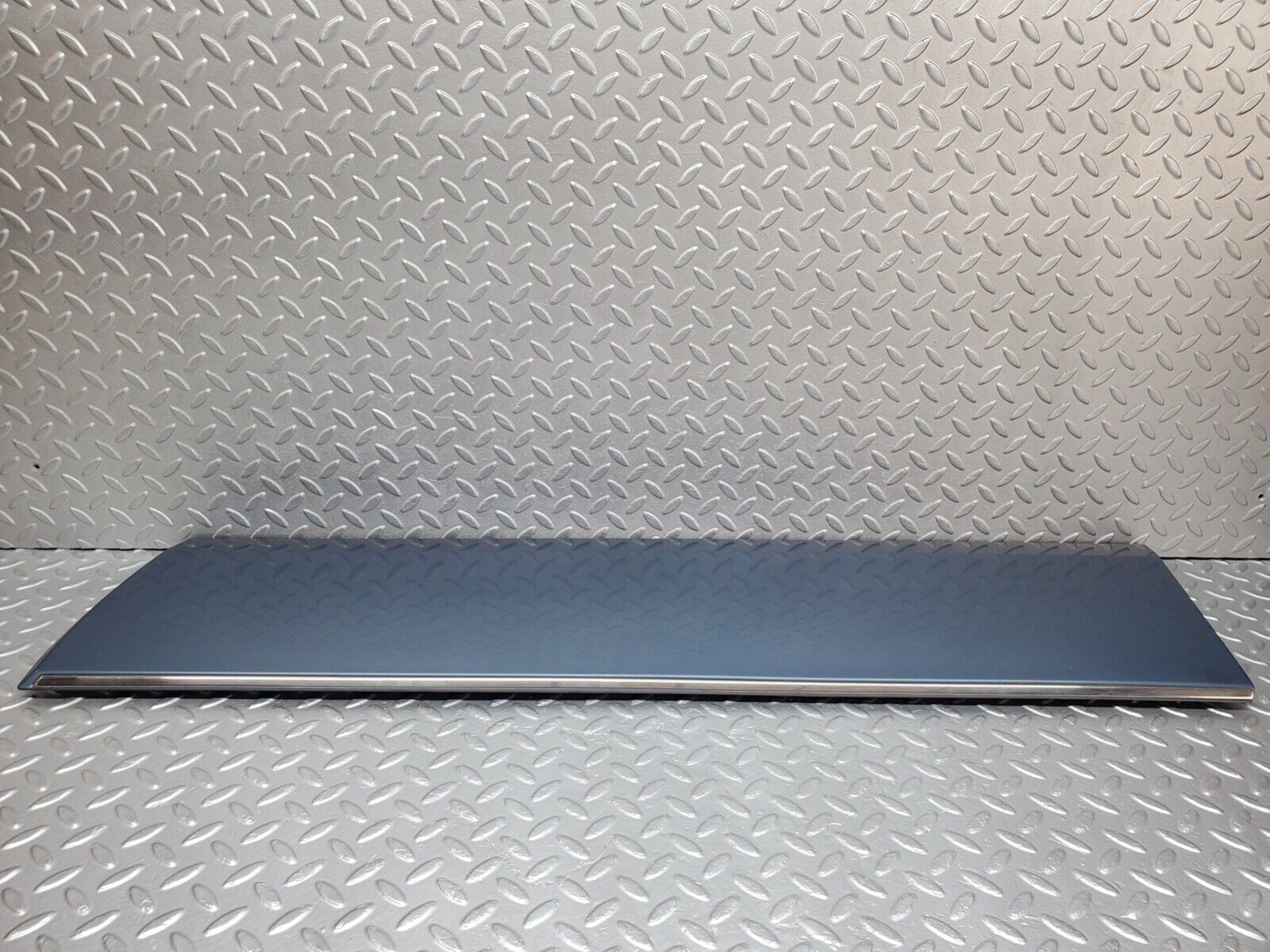 44642 Mercedes-Benz W124 220E Front Right Door Lower Trim 1246901640