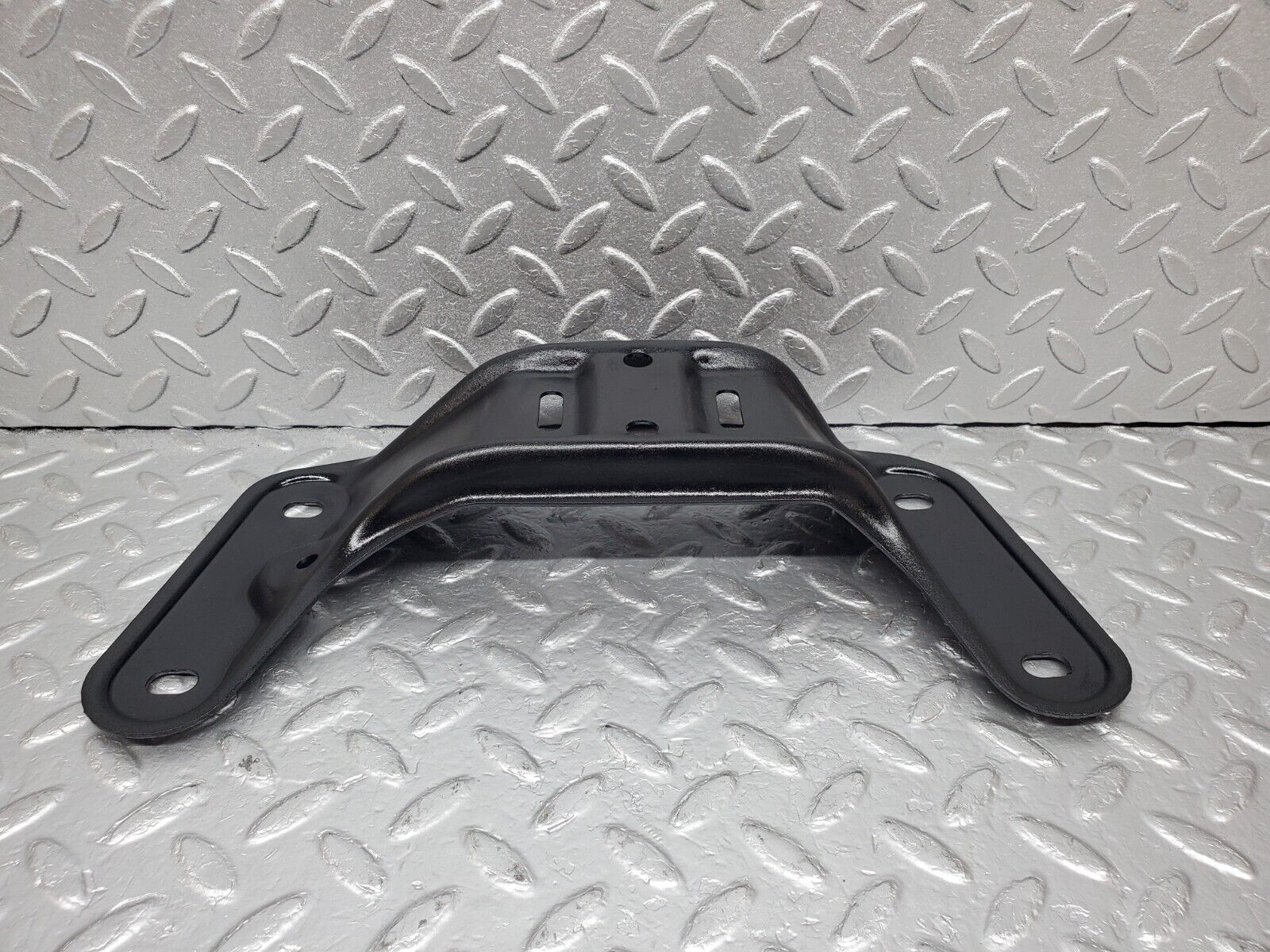 44473 Mercedes-Benz W123 280E Gearbox Mount Bracket