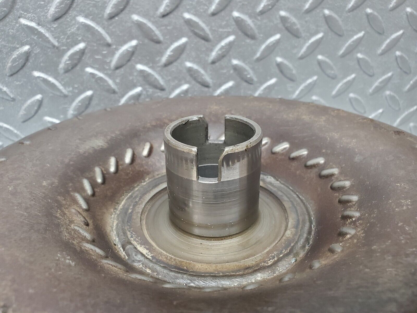 44509 Mercedes-Benz W123 280E Torque Converter 1262500902