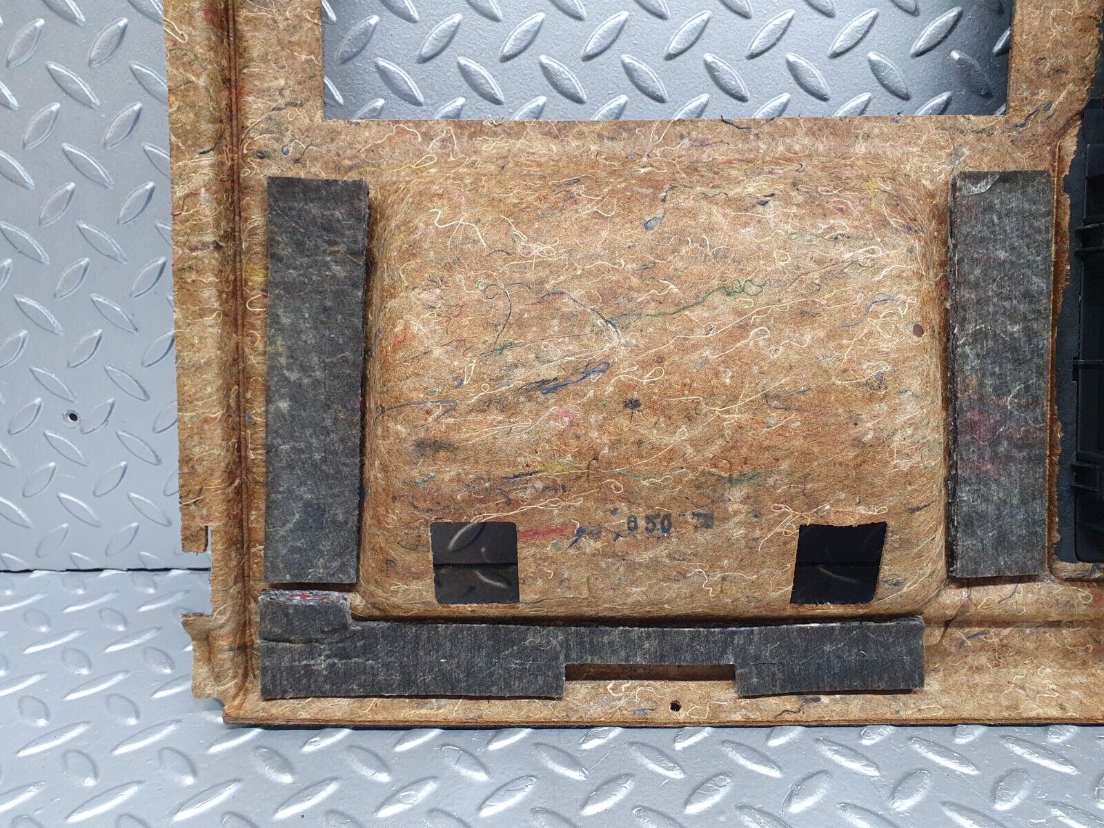 41819 Mercedes-Benz W202 C200 Rear Parcel Shelf 2026904646 2028400074