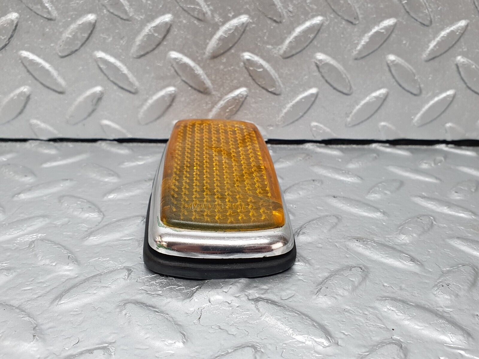 43121 Mercedes-Benz W108 280SE Front Left Side Position Light 0008260741