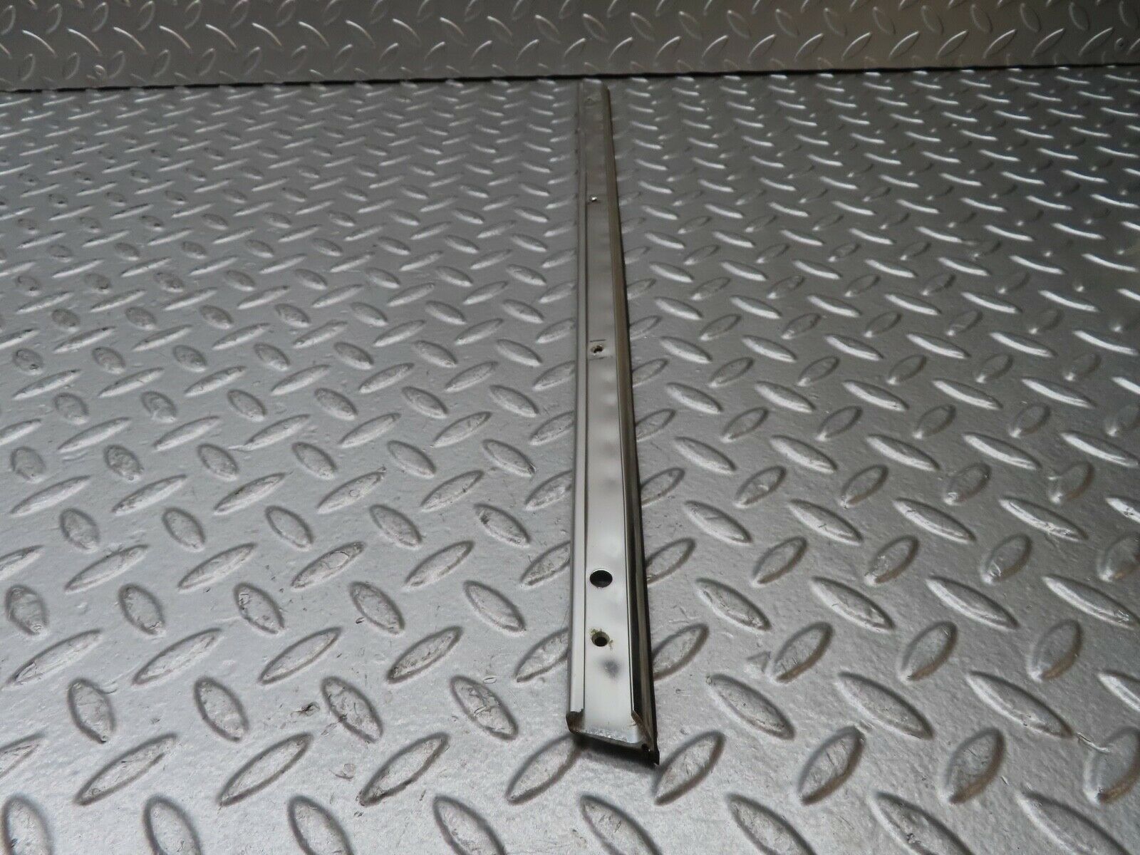 20571 Mercedes-Benz R107 450SL Roof Chrome Trim Left Side