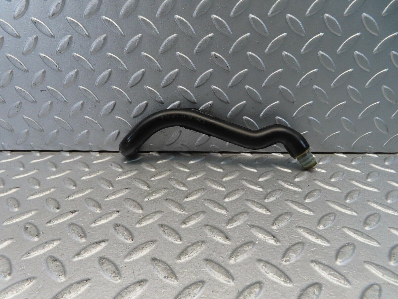11051 Mercedes-Benz R107 W116 Air Intake Breather Hose 1160940485