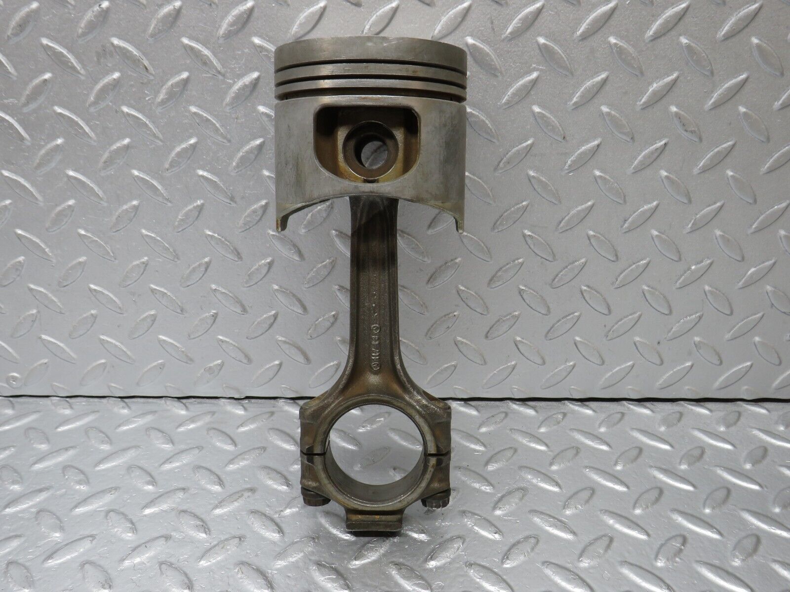 39305 Mercedes-Benz R107 500SL Piston With Connecting Rod 96,515mm