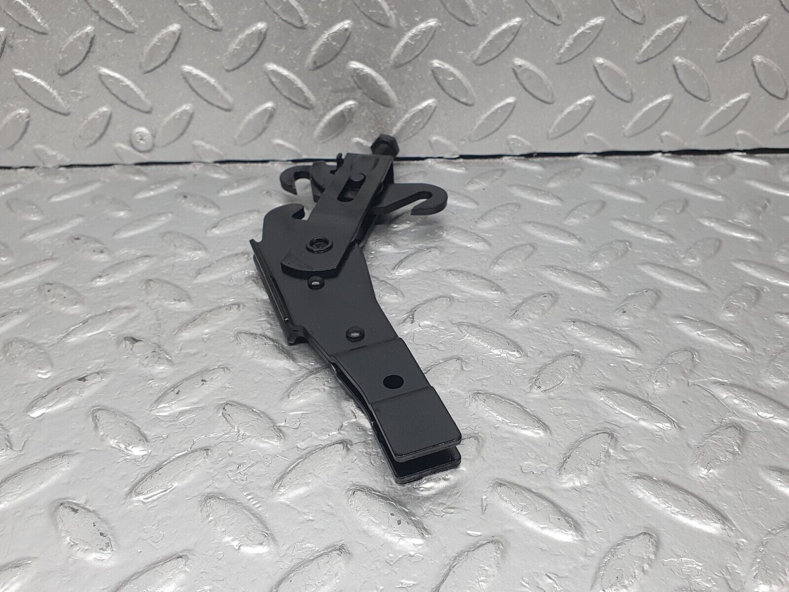 43635 Mercedes-Benz C126 380SEC Coupe Handbrake Adjusting Handbrake Regulator